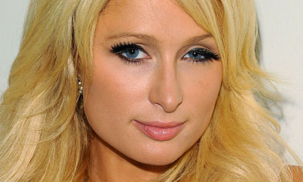 Resulta ng larawan para sa Paris Hilton , Lazy Eyes